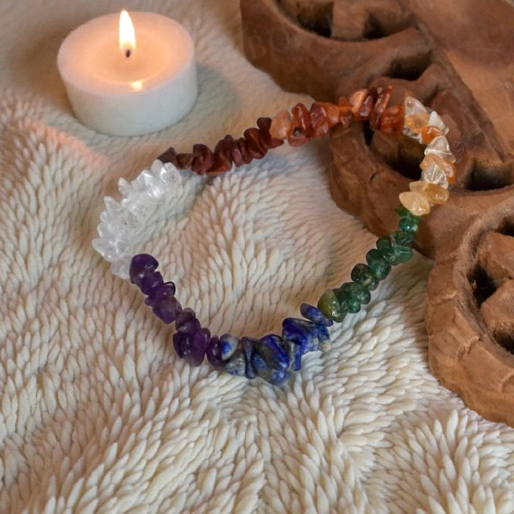 7 Chakra Chips Bracelet